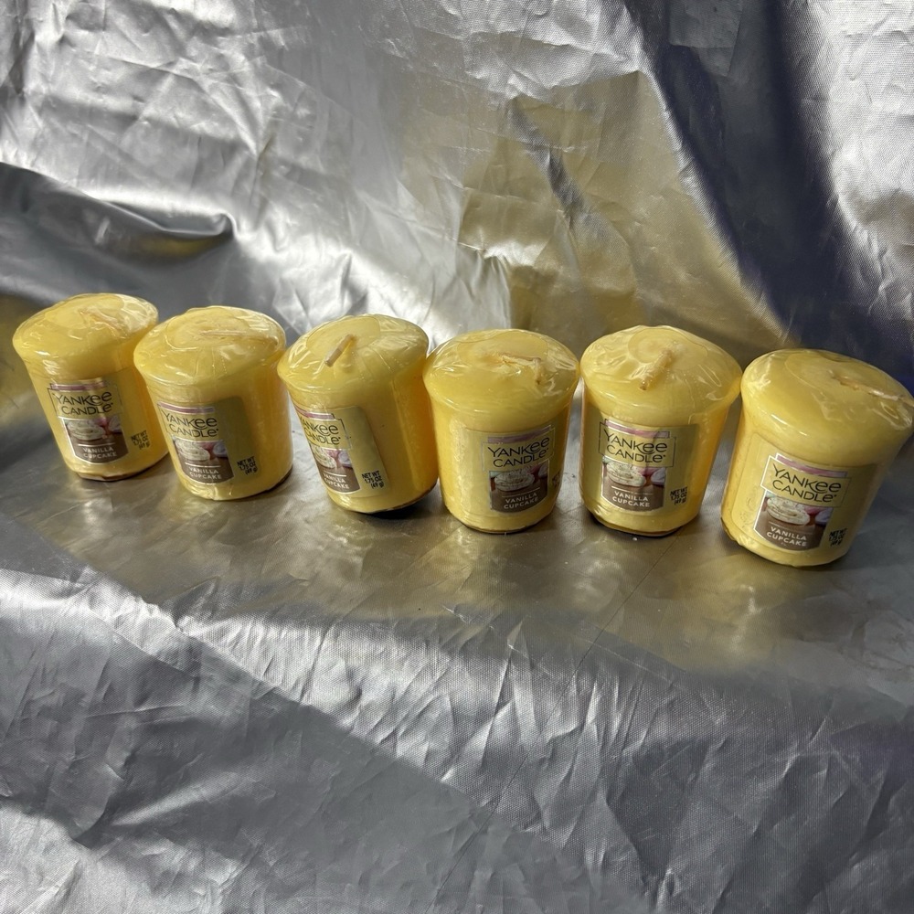 Yankee Candle Vanilla Cupcake Votives Pack 6–NEW Sealed